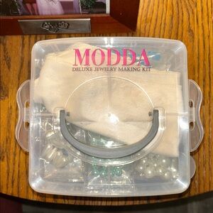 Modda Deluxe Jewelry Making Kit! NWOT